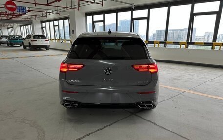 Volkswagen Golf VIII, 2023 год, 2 500 000 рублей, 4 фотография