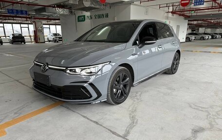 Volkswagen Golf VIII, 2023 год, 2 500 000 рублей, 7 фотография