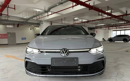 Volkswagen Golf VIII, 2023 год, 2 500 000 рублей, 8 фотография