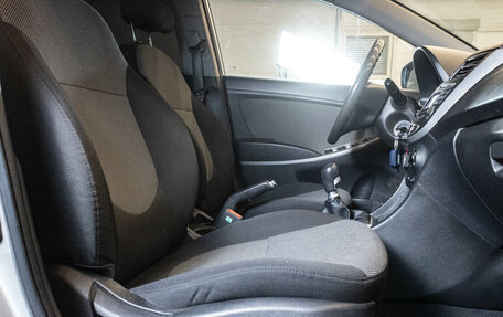 Hyundai Solaris II рестайлинг, 2014 год, 689 000 рублей, 20 фотография