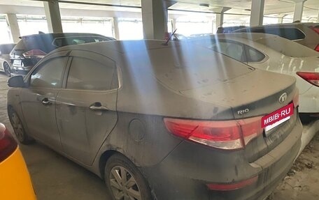 KIA Rio III рестайлинг, 2015 год, 780 000 рублей, 4 фотография