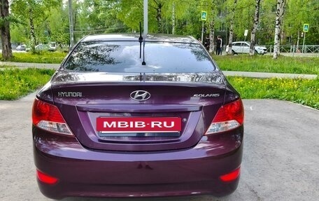 Hyundai Solaris II рестайлинг, 2011 год, 700 000 рублей, 6 фотография