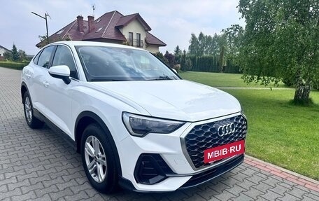 Audi Q3, 2023 год, 3 200 000 рублей, 5 фотография