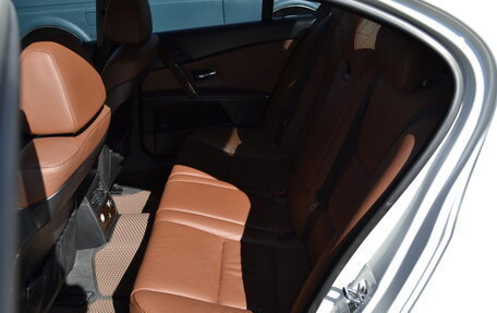 BMW 5 серия, 2006 год, 600 000 рублей, 13 фотография