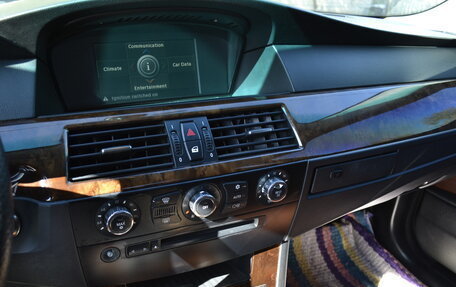 BMW 5 серия, 2006 год, 600 000 рублей, 9 фотография