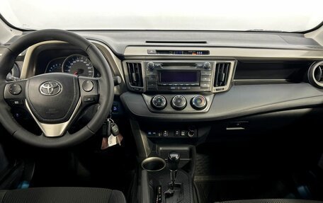 Toyota RAV4, 2014 год, 1 950 000 рублей, 9 фотография