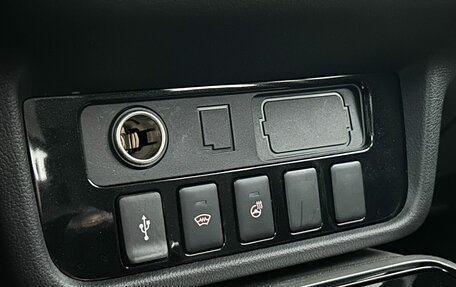 Mitsubishi Outlander III рестайлинг 3, 2019 год, 2 400 000 рублей, 24 фотография