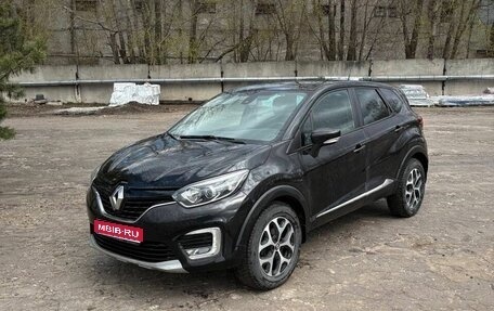 Renault Kaptur I рестайлинг, 2018 год, 1 825 000 рублей, 1 фотография