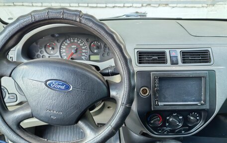 Ford Focus IV, 2004 год, 235 000 рублей, 4 фотография