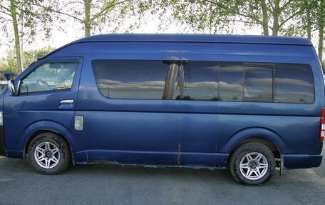 Toyota HiAce H200, 2010 год, 2 100 000 рублей, 5 фотография