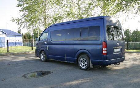 Toyota HiAce H200, 2010 год, 2 100 000 рублей, 6 фотография
