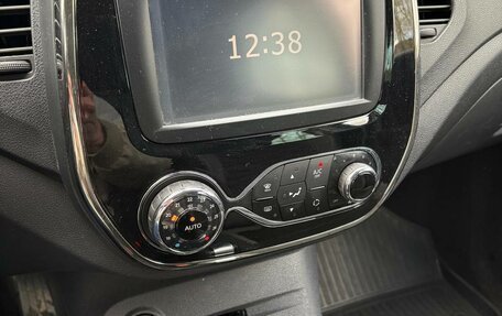 Renault Kaptur I рестайлинг, 2018 год, 1 825 000 рублей, 7 фотография
