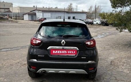 Renault Kaptur I рестайлинг, 2018 год, 1 825 000 рублей, 12 фотография