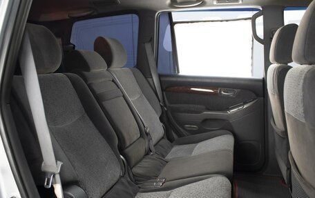 Toyota Land Cruiser Prado 120 рестайлинг, 2007 год, 2 050 000 рублей, 6 фотография