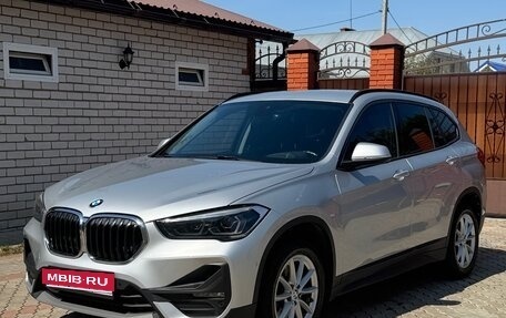 BMW X1, 2021 год, 3 350 000 рублей, 1 фотография