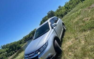 Mitsubishi Outlander III рестайлинг 3, 2018 год, 2 550 000 рублей, 1 фотография