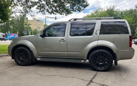 Nissan Pathfinder, 2011 год, 1 790 000 рублей, 3 фотография