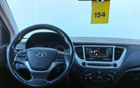 Hyundai Solaris II рестайлинг, 2019 год, 1 170 000 рублей, 10 фотография