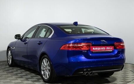 Jaguar XE I рестайлинг, 2016 год, 1 799 700 рублей, 7 фотография