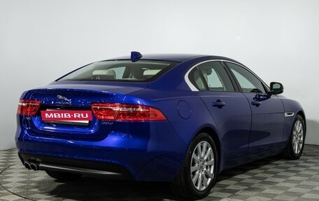 Jaguar XE I рестайлинг, 2016 год, 1 799 700 рублей, 5 фотография