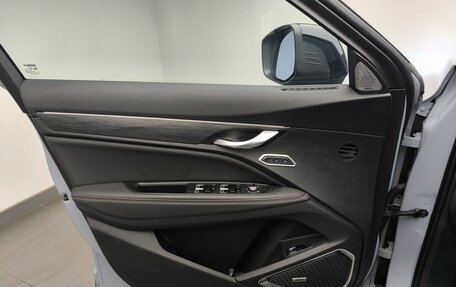 Geely Tugella FY11, 2024 год, 3 324 000 рублей, 17 фотография