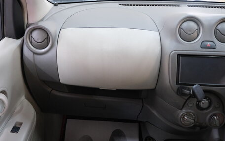 Nissan March IV, 2011 год, 649 000 рублей, 17 фотография