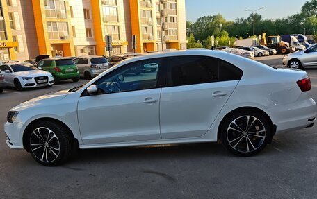 Volkswagen Jetta VI, 2016 год, 1 590 000 рублей, 10 фотография