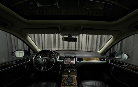 Volkswagen Touareg III, 2012 год, 2 399 888 рублей, 15 фотография