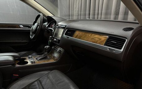 Volkswagen Touareg III, 2012 год, 2 399 888 рублей, 18 фотография