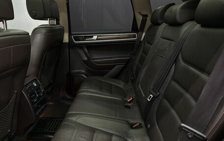 Volkswagen Touareg III, 2012 год, 2 399 888 рублей, 29 фотография