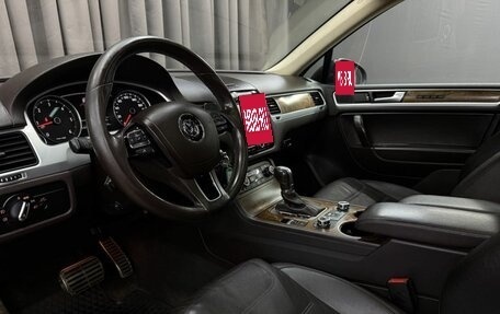 Volkswagen Touareg III, 2012 год, 2 399 888 рублей, 6 фотография