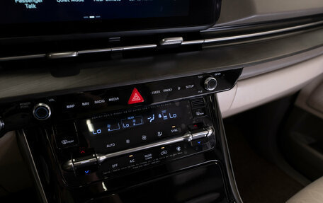 KIA Carnival, 2020 год, 3 850 000 рублей, 27 фотография