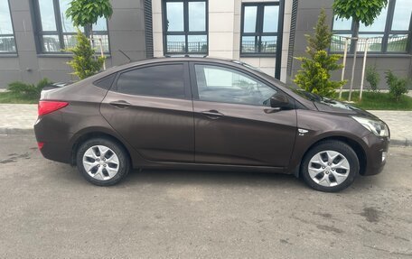 Hyundai Solaris II рестайлинг, 2015 год, 865 000 рублей, 7 фотография
