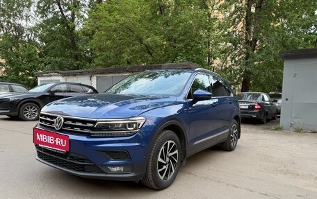 Volkswagen Tiguan II, 2018 год, 3 100 000 рублей, 2 фотография