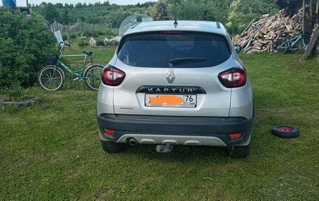 Renault Kaptur I рестайлинг, 2016 год, 1 350 000 рублей, 2 фотография