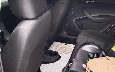 Skoda Rapid I, 2017 год, 1 380 000 рублей, 12 фотография