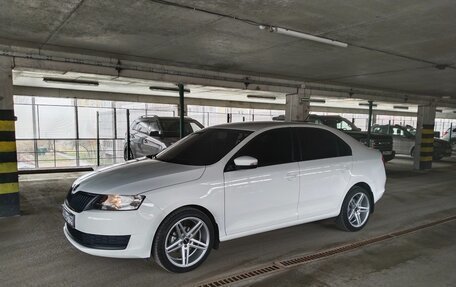 Skoda Rapid I, 2017 год, 1 380 000 рублей, 7 фотография