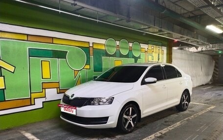 Skoda Rapid I, 2017 год, 1 380 000 рублей, 20 фотография