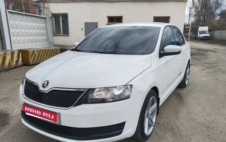 Skoda Rapid I, 2017 год, 1 380 000 рублей, 8 фотография