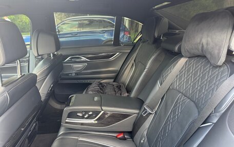 BMW 7 серия, 2019 год, 5 600 000 рублей, 8 фотография