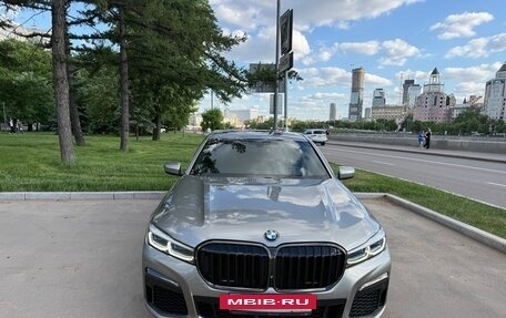 BMW 7 серия, 2019 год, 5 600 000 рублей, 2 фотография