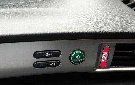 Honda Freed I, 2013 год, 995 000 рублей, 17 фотография
