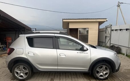 Renault Sandero II рестайлинг, 2021 год, 1 365 000 рублей, 9 фотография