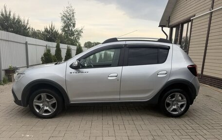 Renault Sandero II рестайлинг, 2021 год, 1 365 000 рублей, 8 фотография