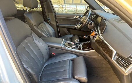 BMW X5, 2019 год, 5 300 000 рублей, 11 фотография