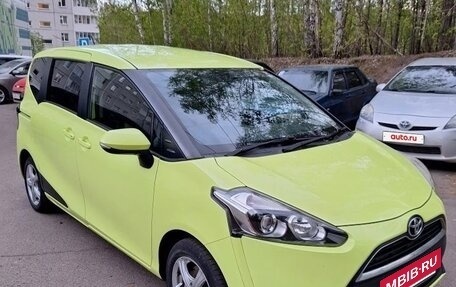 Toyota Sienta II, 2015 год, 1 249 000 рублей, 2 фотография