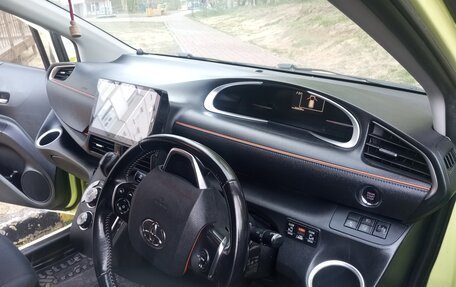 Toyota Sienta II, 2015 год, 1 249 000 рублей, 13 фотография