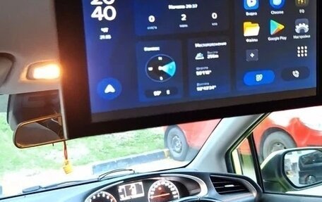 Toyota Sienta II, 2015 год, 1 249 000 рублей, 16 фотография