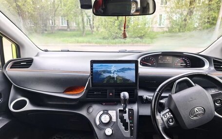Toyota Sienta II, 2015 год, 1 249 000 рублей, 17 фотография