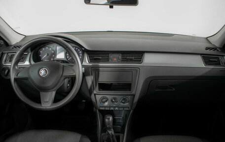 Skoda Rapid I, 2015 год, 1 030 000 рублей, 11 фотография